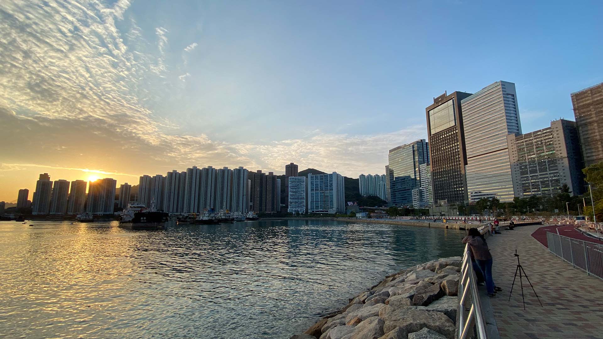探索香港一新耳目的海滨共享空间